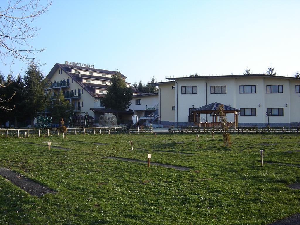 Hotel La Fattoria Camigliatello Silano Zewnętrze zdjęcie