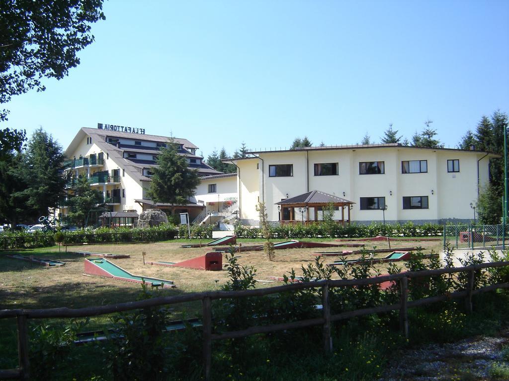 Hotel La Fattoria Camigliatello Silano Zewnętrze zdjęcie